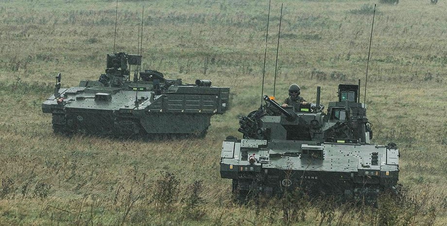 Partager : L'armée britannique a annoncé la première livraison de véhicules blin...