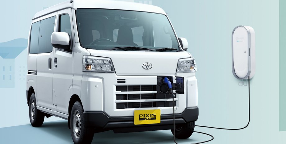 Тойота Пиксис Фургон