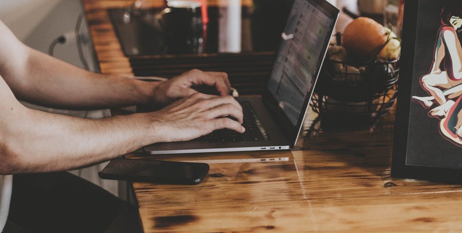 боты, соцсети, кибербезопасность, ботофермы