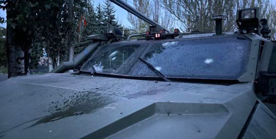 бронеавтомобиль "Новатор", обстрел, РСЗО, российские оккупанты, битва за Донбасс, Бахмутское направление