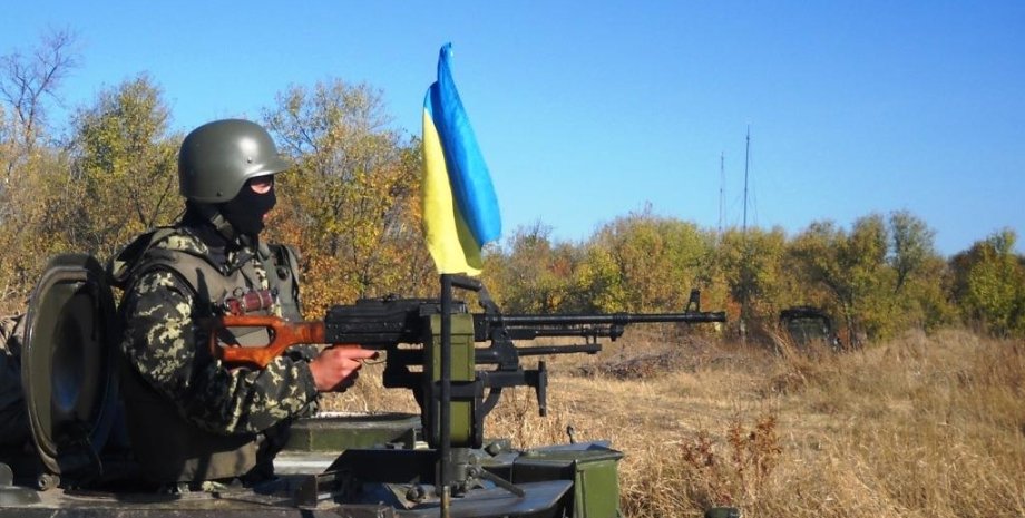Украинские силовики в Донбассе / Фото: пресс-центр АТО
