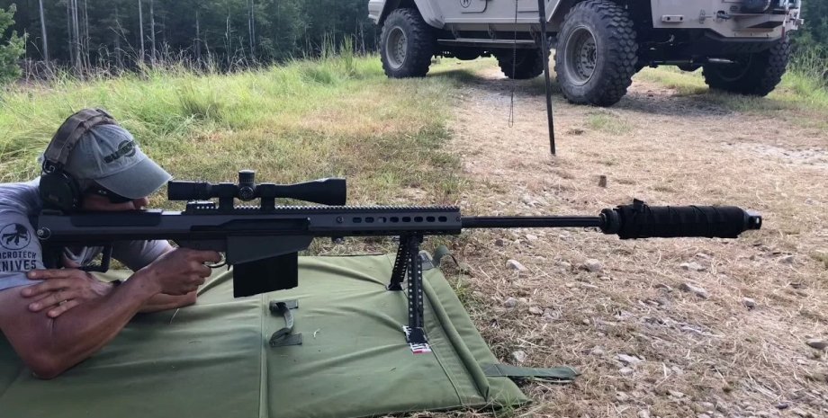 Le fusil Barrett M107A1 est une version avancée du modèle M107. La conception a ...