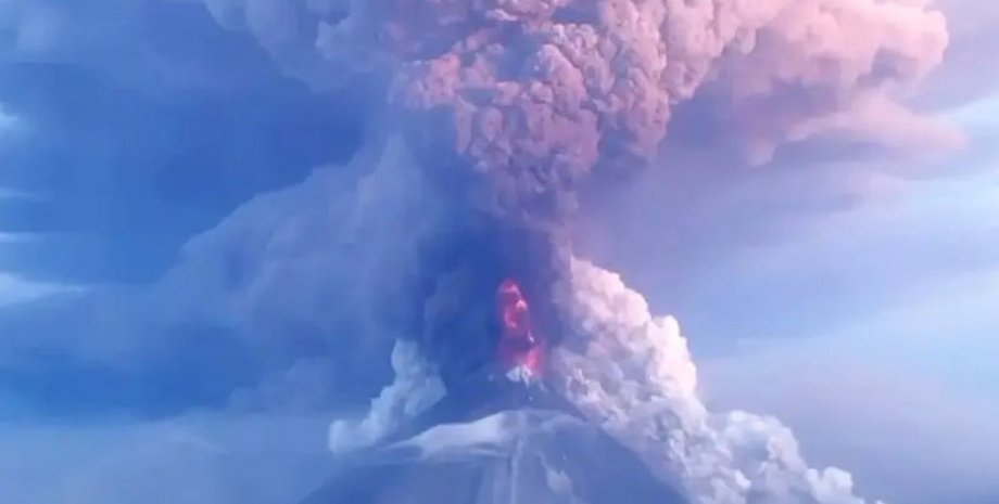 виверження вулкана на Камчатці