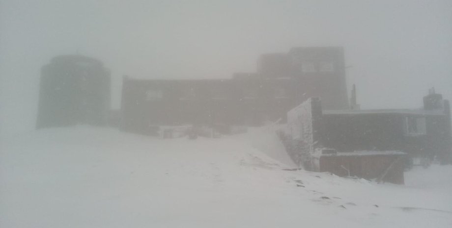 Фото: Чорногірський гірський пошуково-рятувальний пост