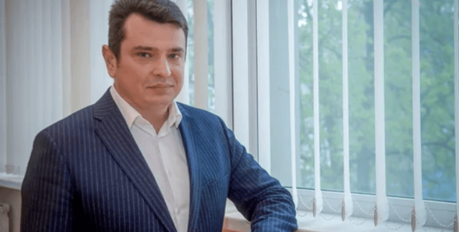 Артем Ситник, Ситник