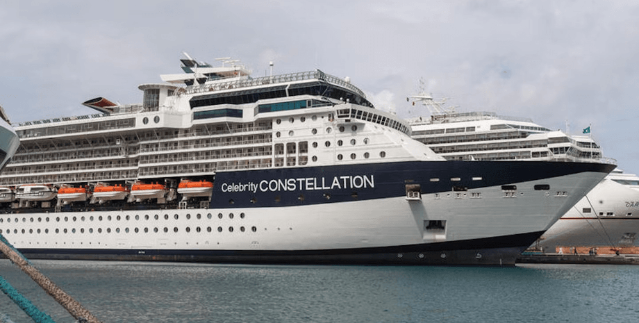 Круизный лайнер потерял питание на борту: как изменится жизнь на судне посреди моря