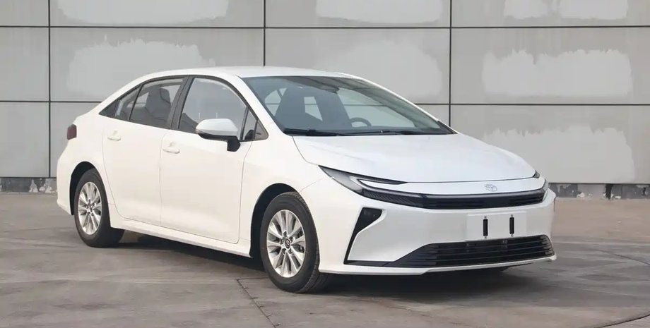 нова Toyota Corolla