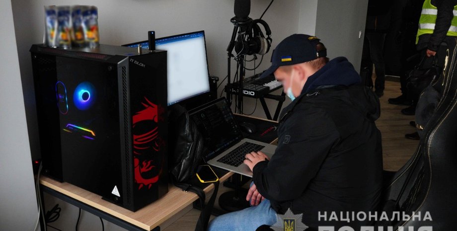 Нацполіція у хакера