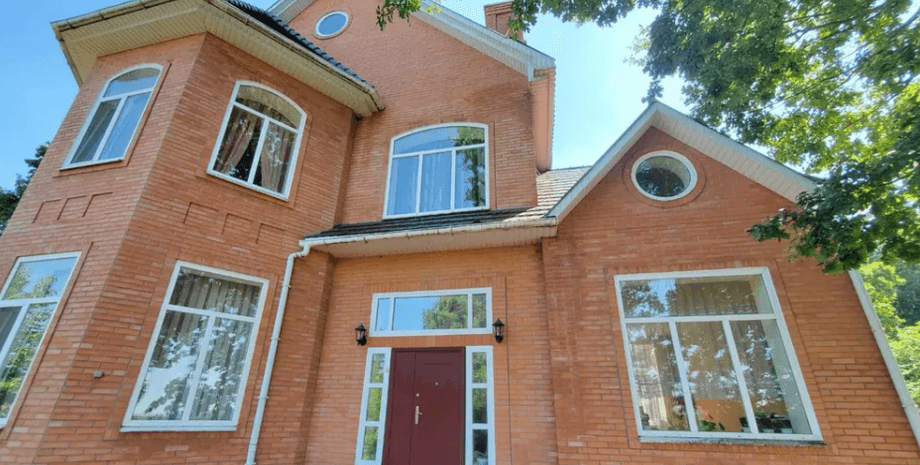 Семейный дом, Сент-Луис, TikTok вирусное видео, жилая недвижимость, воссоединение семьи, Алексис Джонсон