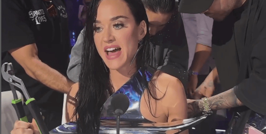 Кэти Перри, пассатижи, люди