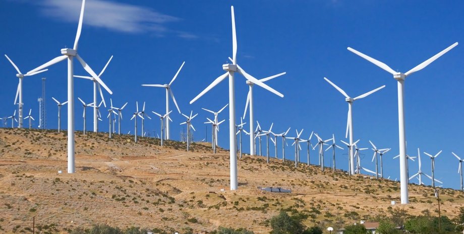 Ветряные электрогенераторы / Фото: astrakhanpost.ru