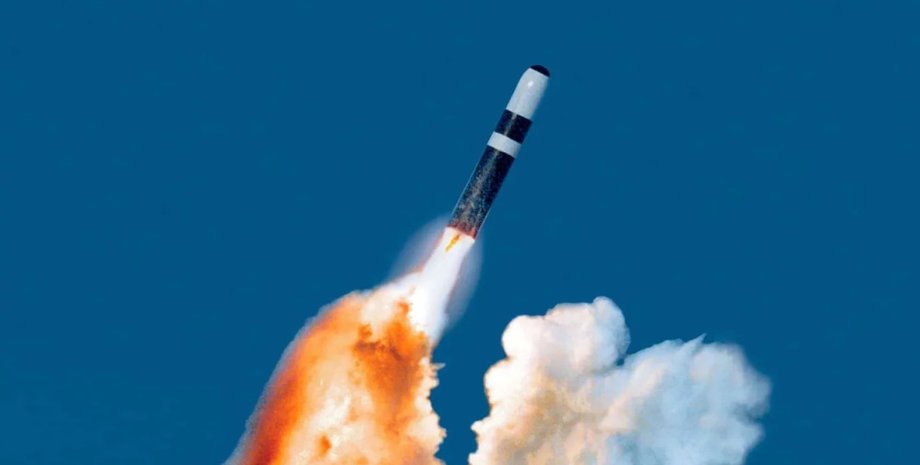 Баллистическая ракета Trident II