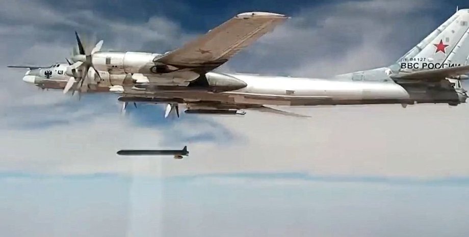 Літак запсукає ракету