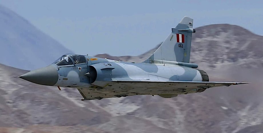 Истребитель Dassault Mirage 2000P ВВС Перу. Иллюстративное фото