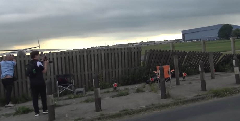 Ан-225, Мрія, Брайз-Нортон, паркан