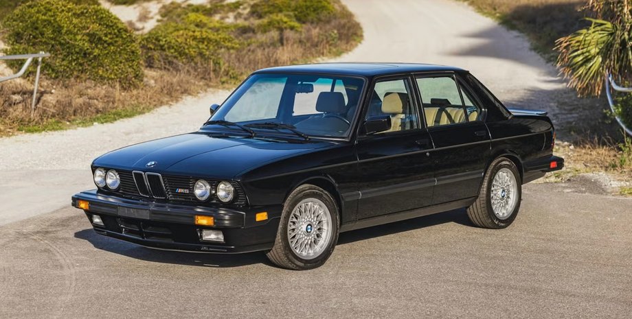 BMW M5 1988 ГОДА