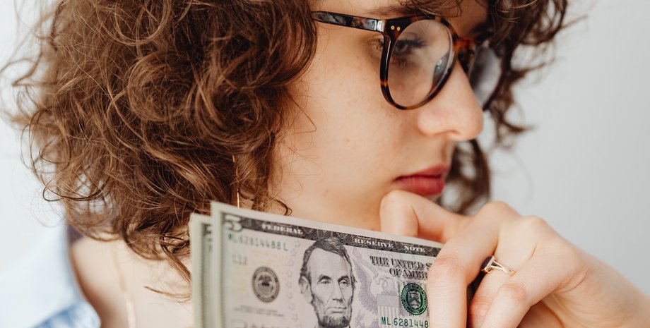 Обменники обновили курс доллара и евро курс валют, курс валют сегодня, курс валют в Украине, курс доллара, курс евро, курс евро, обмен валют, курс доллара сегодня,