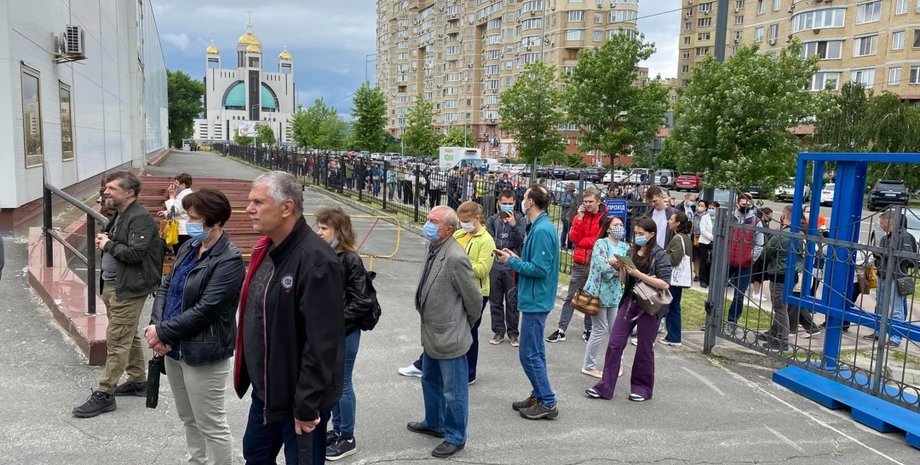 массовая вакцинация, киев, фото