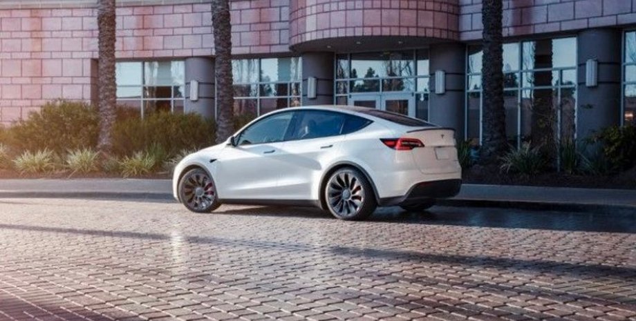 Tesla Model Y, кроссовер Tesla, электромобиль Tesla, фургон Tesla, фургон Tesla