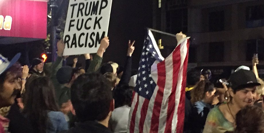 Фото: twitter.com/GillianNBC