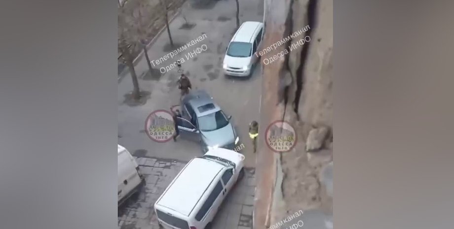 тцк в Одесі Стрілянина по цивільному в Одесі — у ТЦК відповіли