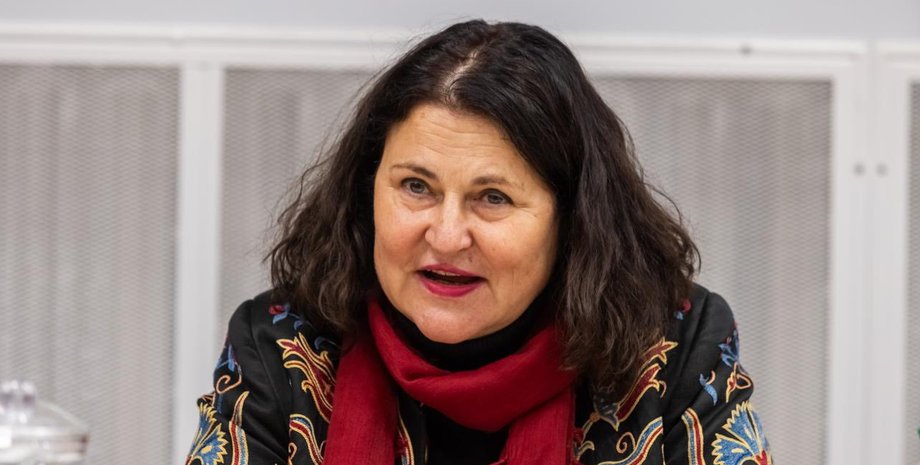 Катарина Матернова о поддержке Украины