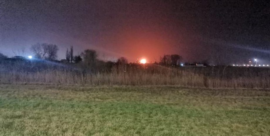 воесмь регионов России, обстрелы дронами, БПЛА, НПЗ в Краснодарской крае