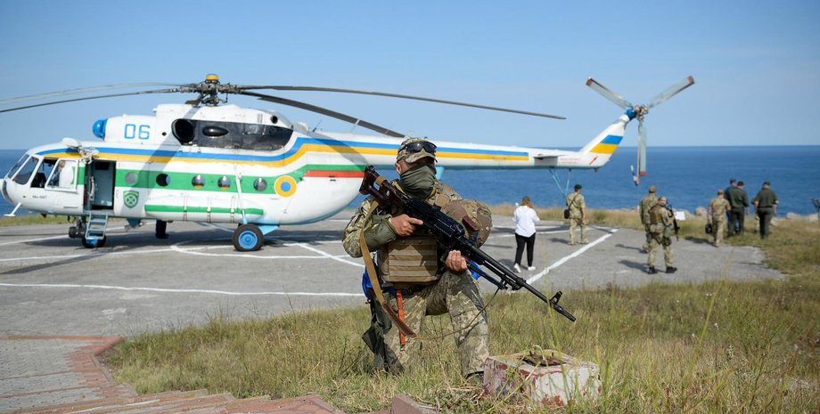 Змеиный остров Черное море атака вторжение война пограничники ГПСУ