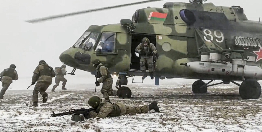 Білоруські та російські війська
