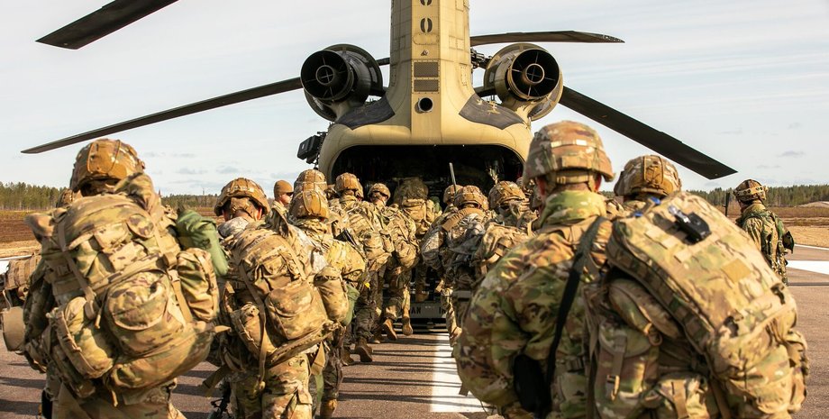 американські військові