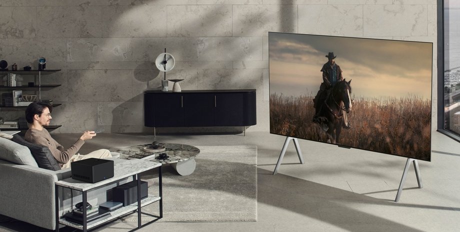 LG, Signature OLED M