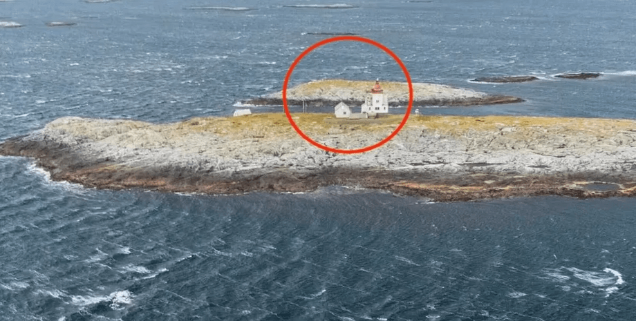 Самый одинокий дом в мире, маяк Скалмен, маяк, остров, купили маяк, семья купила маяк, запрещено посещать туристам, недвижимость, дом