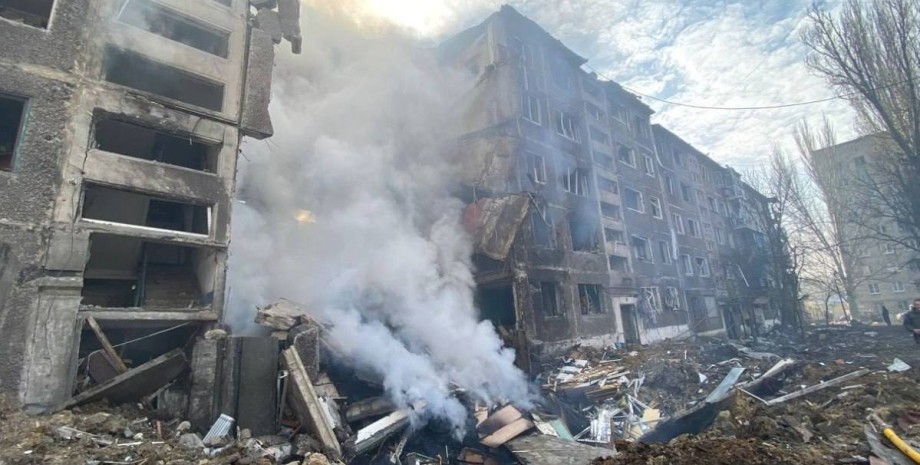 Селидово, Донецкая область, обстрел, разрушения, война в Украине, фото