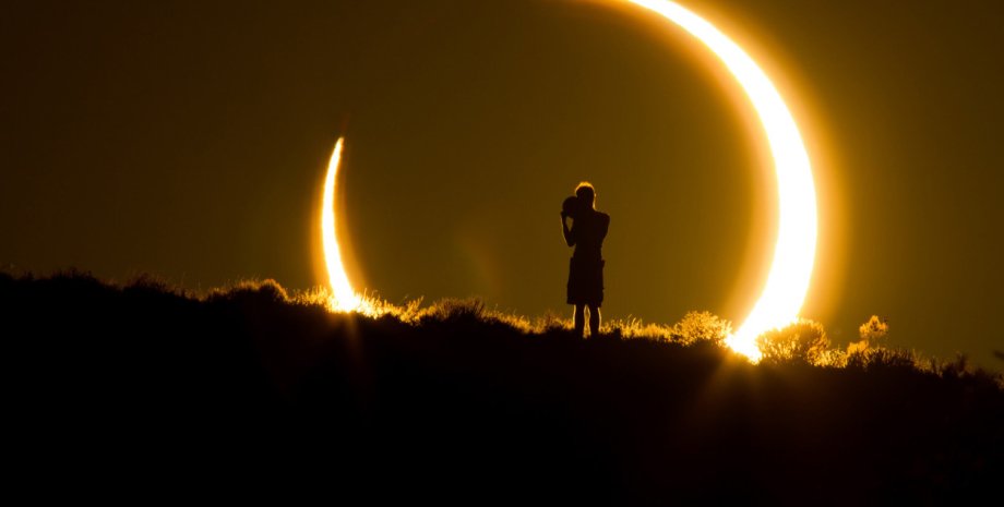 Кольцевое солнечное затмение / Фото: apod.nasa.gov, Colleen Pinski