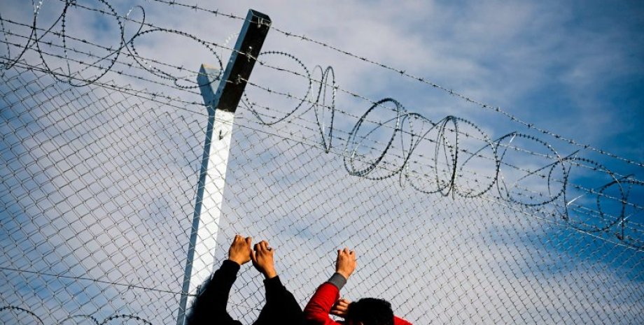 Мигранты на границе / Фото: apa/afp/dimitar dilkoff
