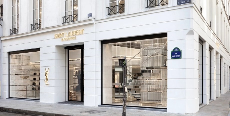 Saint Laurent, бутик сен Лоран, тиждень моди в Парижі, ресторан у бутику