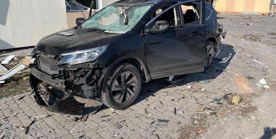 обстрел авто, ракетный обстрел, обстрел Яворова, Honda CR-V, кроссовер Honda CR-V