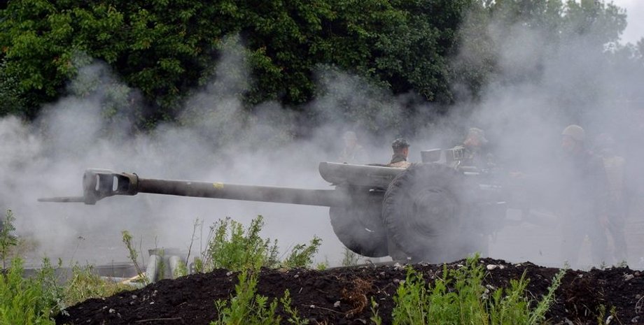 Артиллерия сил АТО / Фото: facebook.com/oleksandr.klymenko