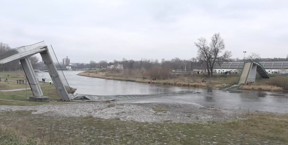 Рухнувший мост в Праге / Фото: novinky.cz