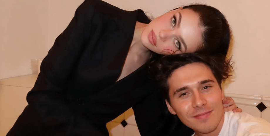 Бруклин Бекхэм и Никола Пельтц, годовщина, жена Бруклина Бекхэма, сын Виктории Бекхэм