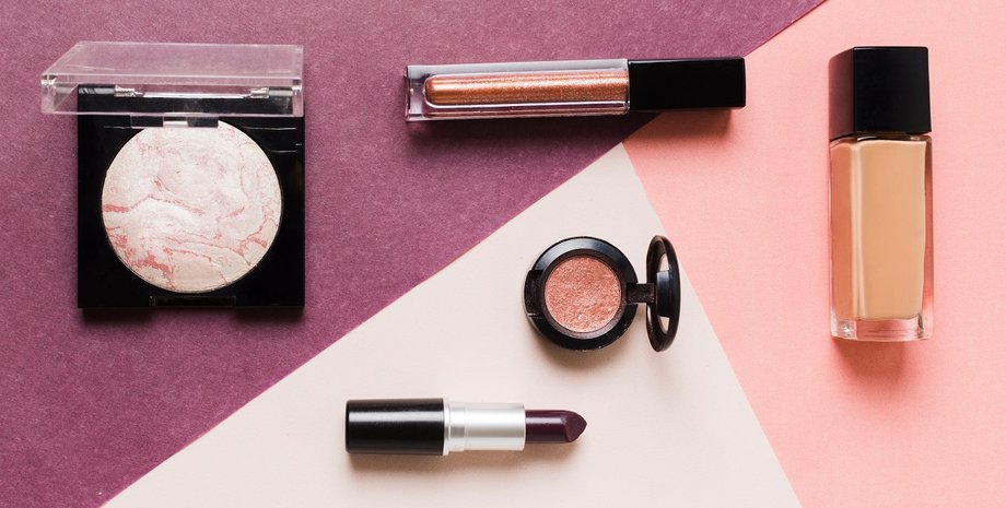 косметика, помада, пудра