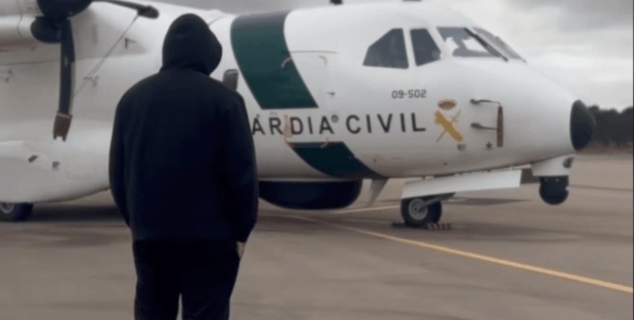 Путешественник во времени, путешественники во времени, пустой город, город без людей, мир без людей, гость из 2027 года, застряли в 2027 году