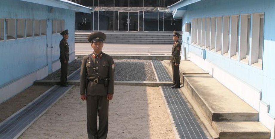 Пункт Пханмунджом / Фото: learnlearn.net