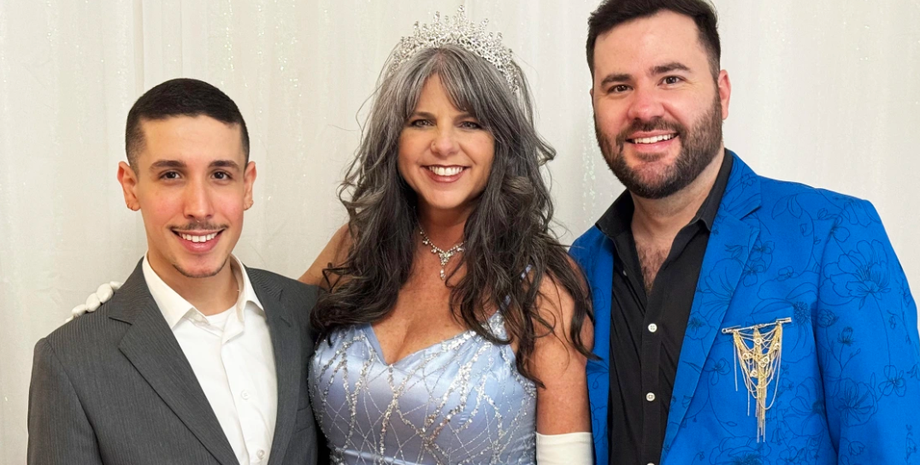 Гей-весілля пари із США, вбрання матері нареченого на весіллі, курйози, фото, відео, США