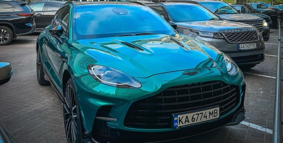 Aston Martin DBX707, Aston Martin DBX, кроссовер Aston Martin