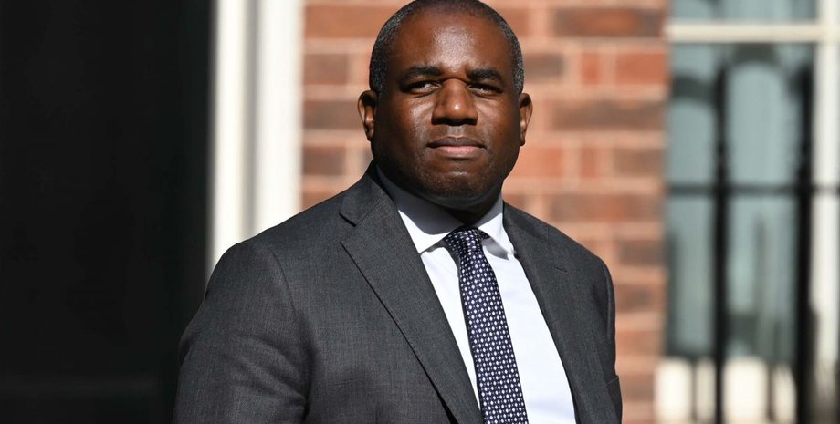 Обстрел Сумщины, обстрел автобуса, Белополье, сумская область новости, война, автобус, Дэвид Лемми, реакция на обстрел, Британия отреагировала, реакция Лемми