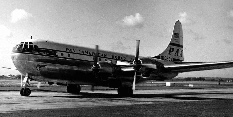 Зник літак, 7 Pan American, катастрофа літака, сигнал лиха, знайшли уламки, звалився в океан, катастрофа, загадкова авіакатастрофа