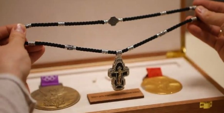 крест, медали, Ломаченко