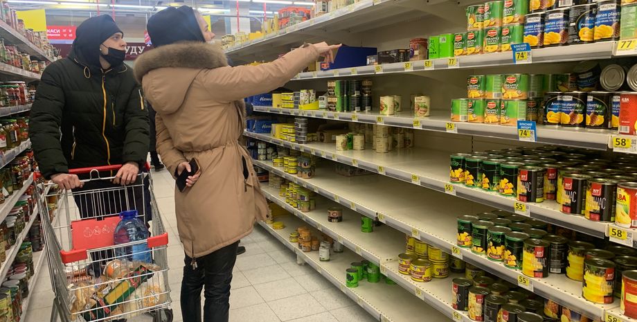 очереди в супермаркеты, полки