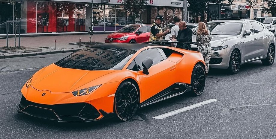 ДТП в Киеве, Lamborghini Huracan, суперкар Lamborghini, Maserati Levante